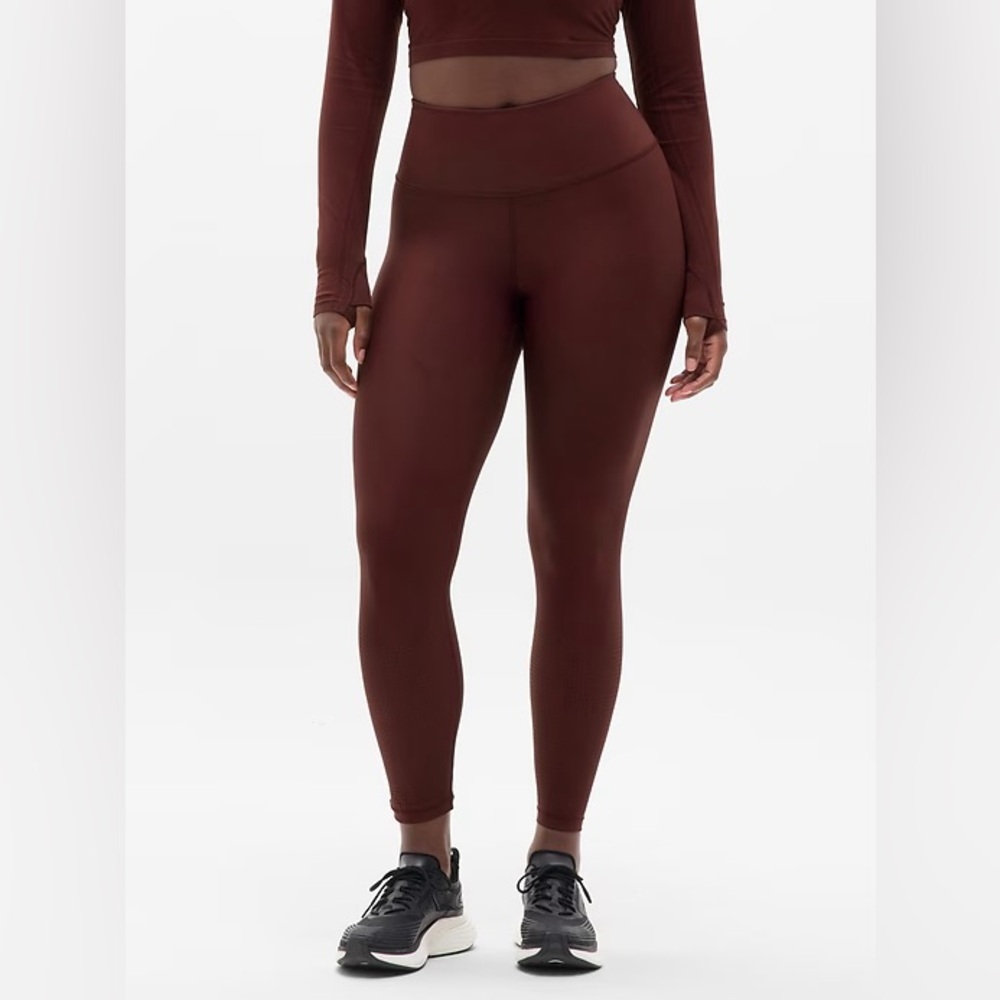 NWT Athleta Interval High Rise Perforated Legging Size Large